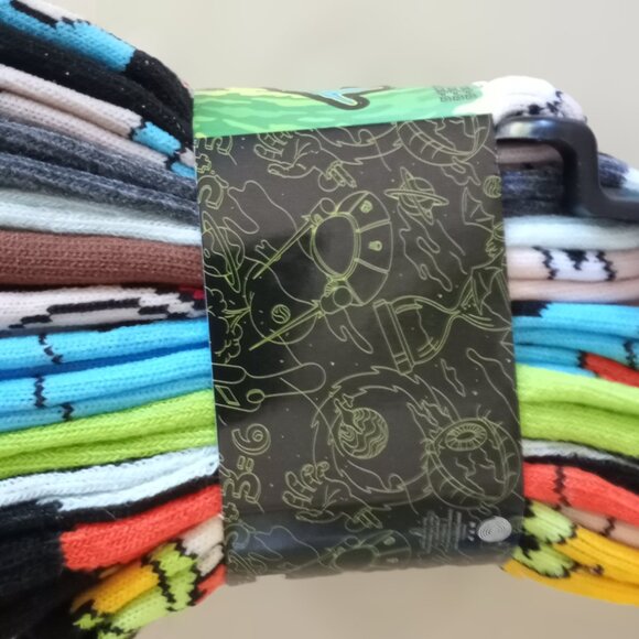 'Rick & Morty' NWT 6 pairs of Adult Crew Socks Multiple design Size 6-12 - Picture 5 of 11